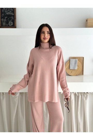Balıkçı Yaka Düğme Detaylı Triko Takım