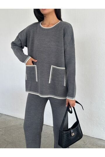 Oversize Cep Detaylı Geniş Paça Triko Takım