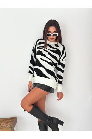 Yumuşak Doku Zebra Desen Triko Kazak