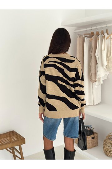 Yumuşak Doku Zebra Desen Triko Kazak