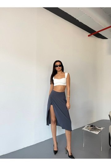 YIRTMAÇLI CEPLİ SANDY KUMAŞ  ŞORTLU ETEK