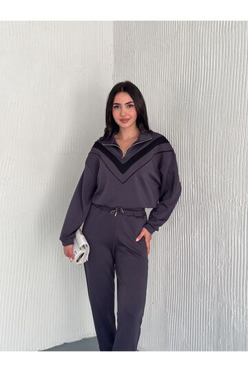Dik Yaka Yarım Fermarlı Garnili Modal Kumaş Takım