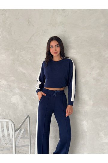 GENİŞ  ŞERİTLİ  YUMUŞAK DOKU MODAL KUMAŞ EŞOFMAN TAKIM