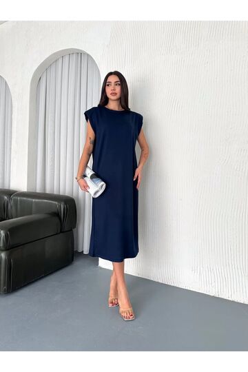 Yumuşak Doku Yırtmaçlı Vatkalı Modal Kumaş Midi Elbise Doku