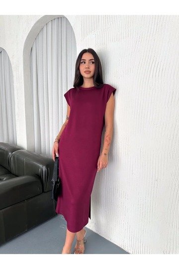 YUMUŞAK DOKU YIRTMAÇLI VATKALI MODAL KUMAŞ MİDİ ELBİSE Doku