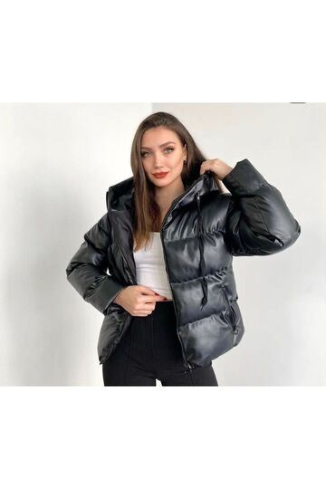 Kadın Siyah Deri Kapüşonlu Şişme Mont