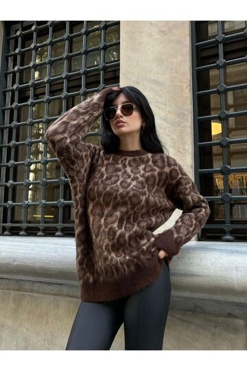 Sportines Kadın Bisiklet Yaka  Oversize Leopar Desenli Triko Kazak