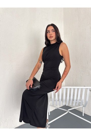 DRAPELİ VATKALI KOLSUZ YIRTMAÇLI SANDY KUMAŞ ELBİSE