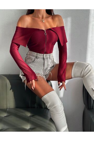 Omuz Detaylı Bordo Bluz