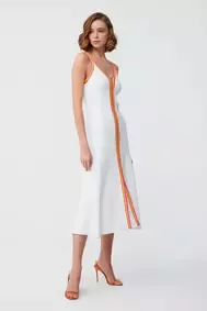 V Yaka Kolsuz Örme Elbise