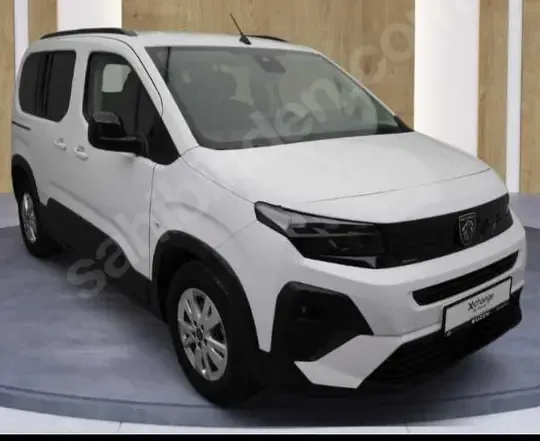 Peugeot Rifter Beyaz
