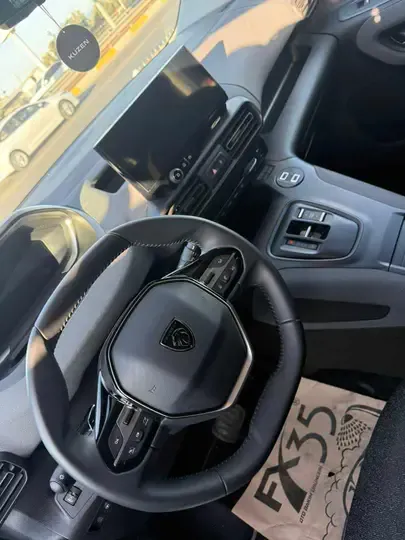 Peugeot Rifter Beyaz