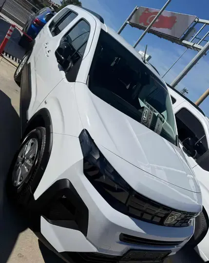 Peugeot Rifter Beyaz