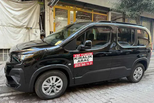 Peugeot Rifter Siyah